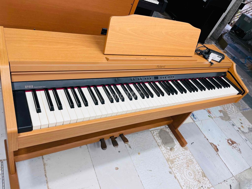 piano rolan Rp401R zin bao ship nhanh