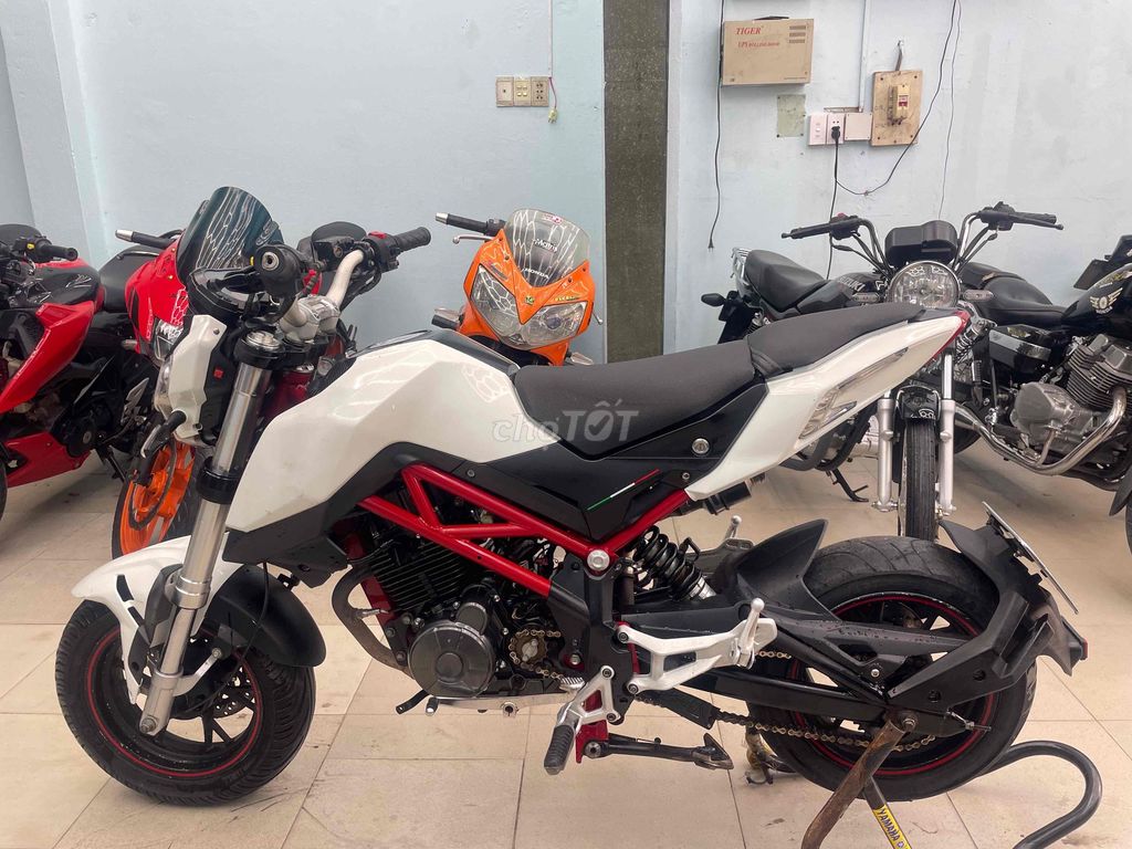 Benelli TNT125 2018 biển số 72 xém tí thì 56789. Mua bán Xe máy tại Huyện Bình Chánh Tp Hồ Chí Minh được đăng bởi Phong Vũ hình 1
