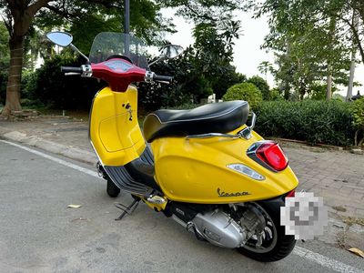 Xe Vespa Sprint 150, ABS. Mua bán Xe máy tại Quận Bình Thạnh Tp Hồ Chí Minh được đăng bởi Dung