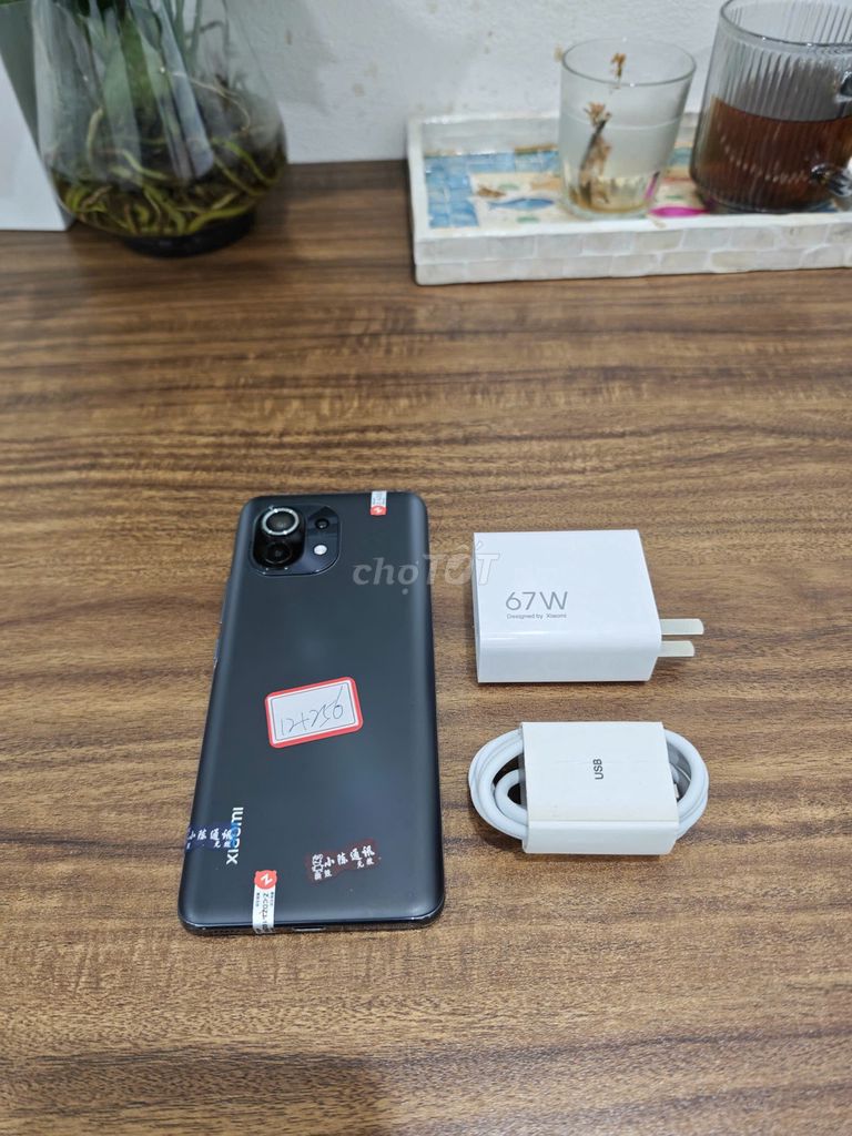 Xiaomi Mi 11 5G Đen 12/256 Quốc Tế sạc 67w có COD. Mua bán Điện thoại tại Quận Hoàng Mai Hà Nội được đăng bởi Trần Ngọc Hiếu hình 1
