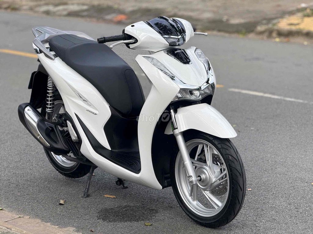 SH 160i ĐK CUỐI 2024 LIKE NEW BSTP. Mua bán Xe máy tại Thành phố Thủ Đức Tp Hồ Chí Minh được đăng bởi Vũ Vũ hình 1