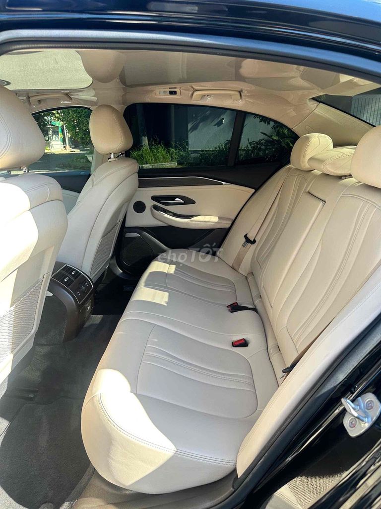 VinFast Lux A2.0 2019 Premium 2.0 AT - 62000 km. Mua bán Ô tô tại Quận Cẩm Lệ Đà Nẵng được đăng bởi Nguyễn Duy hình 9