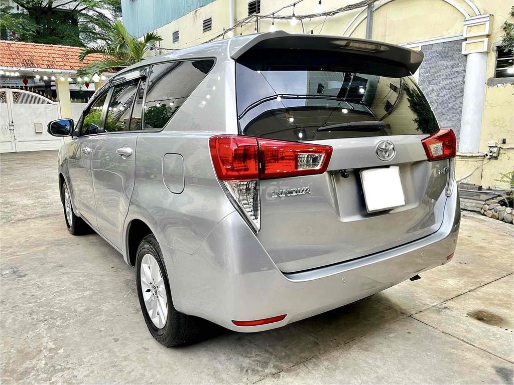 Toyota Innova 2.0G 2017. Xe gia đình rất đẹp. Mua bán Ô tô tại Quận 7 Tp Hồ Chí Minh được đăng bởi Ô tô Thái Hiền hình 6