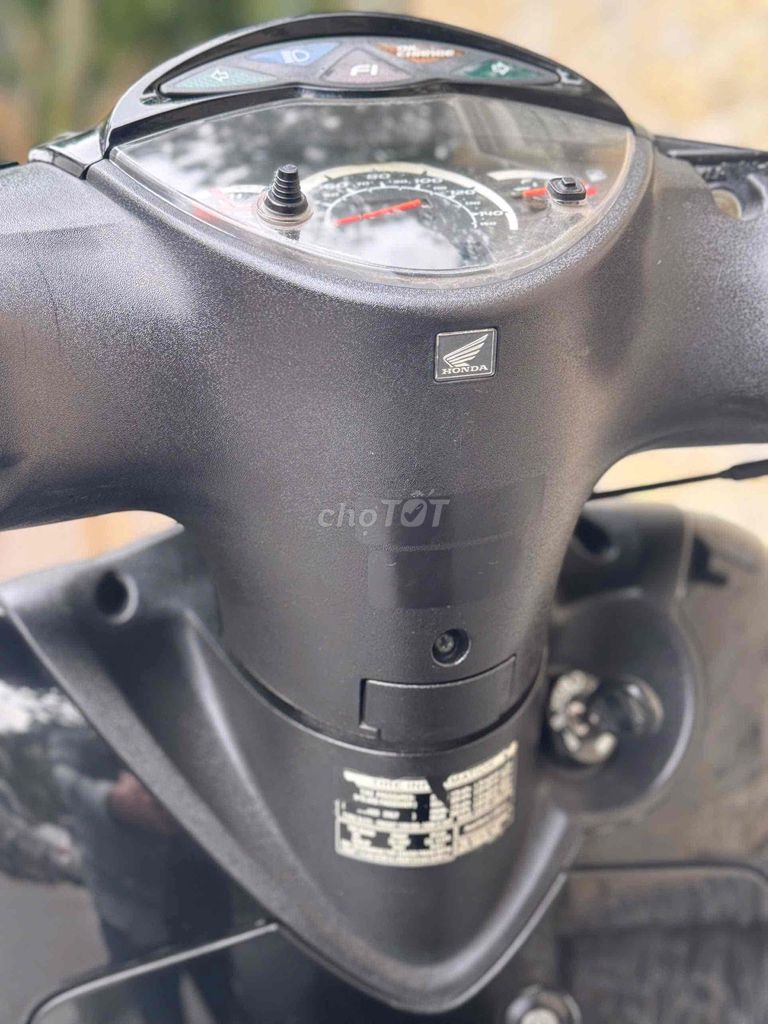 Sh 150fi nhập ý 2008 đen sport đại chất zin 100%. Mua bán Xe máy tại Quận Cầu Giấy Hà Nội được đăng bởi nguyễn bích thuỷ hình 13