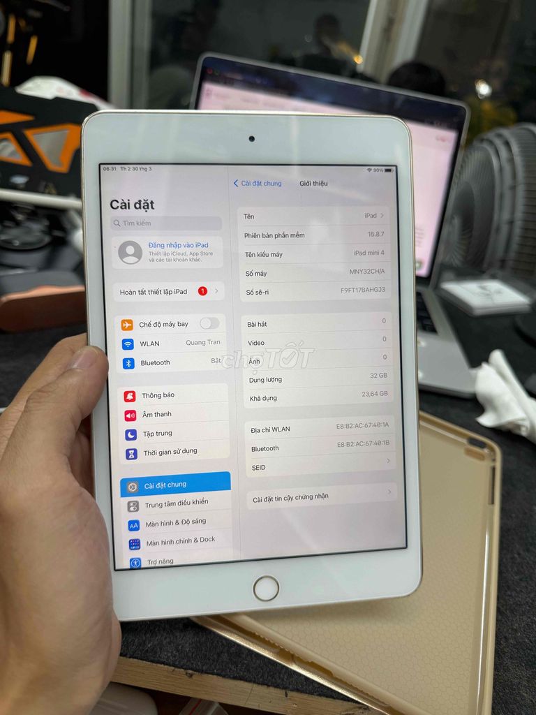 Apple iPad mini 4 32GB Vàng. Mua bán Máy tính bảng tại Quận Bình Thạnh Tp Hồ Chí Minh được đăng bởi Táo Care  hình 1