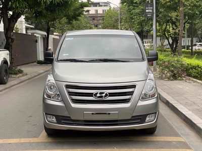 Bán Hyundai Grand Starex 2017 9 chỗ tự động
