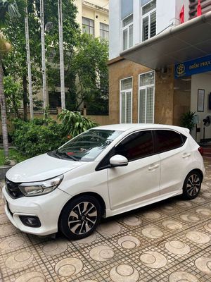 2021 RS - 17000 km. Mua bán Ô tô tại Quận Đống Đa Hà Nội được đăng bởi Phú nê