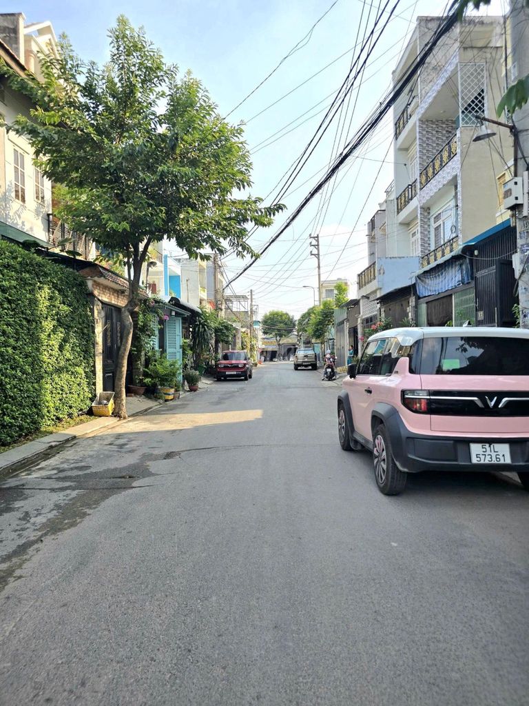 Аренда · 4 комн. · 100 м² · Quận 12, ул. Đường Nguyễn Thị Xinh