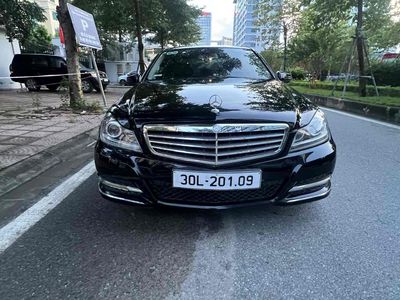 Mercedes Benz C Class 2011 C250. Mua bán Ô tô tại Quận Nam Từ Liêm Hà Nội được đăng bởi Chú Thắng 