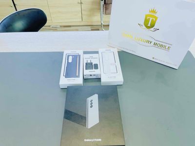 Samsung Z Fold 6 1Tb xám new seal 100% FPTshop. Mua bán Điện thoại tại Quận Hải Châu Đà Nẵng được đăng bởi Hoàng Anh Tuấn