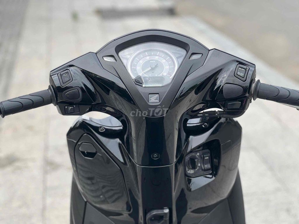 ❤️Lead 125 đời 2020 smarkey up 4val bstp chính chủ. Mua bán Xe máy tại Quận 11 Tp Hồ Chí Minh được đăng bởi Hưng Từ hình 12