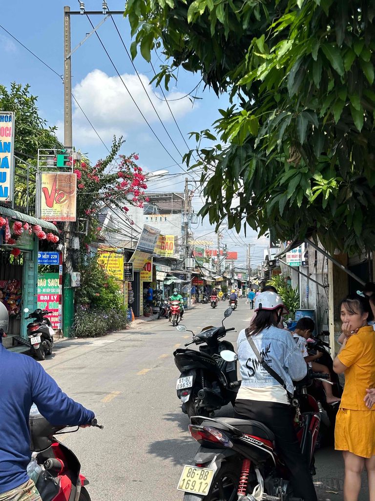 Bán Dãy Trọ 164m MT Chợ Xóm Nghèo, Kinh Doanh Sung. Mua bán văn phòng, mặt bằng kinh doanh tại Thành phố Dĩ An Bình Dương được đăng bởi Trọng Nguyễn hình 2