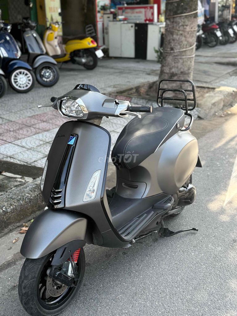 VESPA SPINT ĐÈN LED 2 TẦNG HỖ TRỢ TRẢ GÓP NỢ XẤU. Mua bán Xe máy tại Quận Liên Chiểu Đà Nẵng được đăng bởi Anh po hình 3
