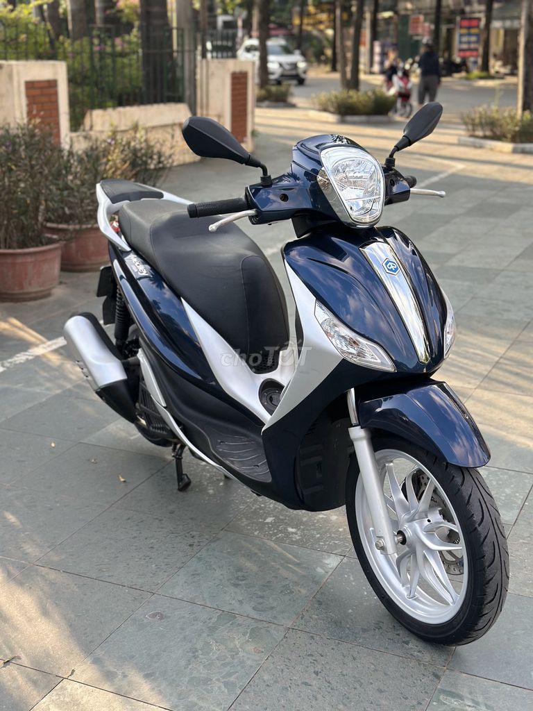 Medley 125 ABS 2 kênh máy iget đk 2k17 xe zin 100%. Mua bán Xe máy tại Quận Bắc Từ Liêm Hà Nội được đăng bởi Hoàng hùng  hình 4