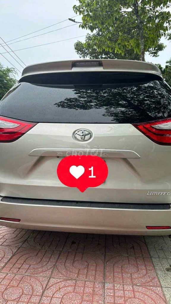 Toyota Sienna 2015 3.5LE màu vàng cát. Mua bán Ô tô tại Thành phố Mỹ Tho Tiền Giang được đăng bởi Anh Năm hình 10
