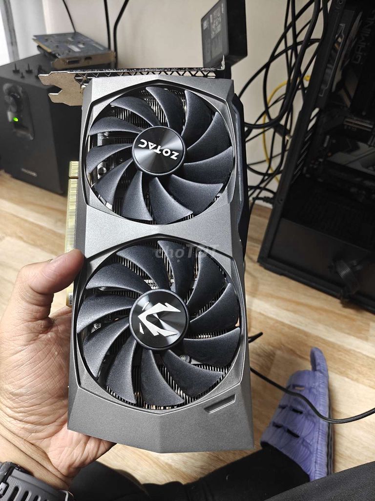 Card màn hình RTX 3060TI 8gb Zotac chiến game ngon