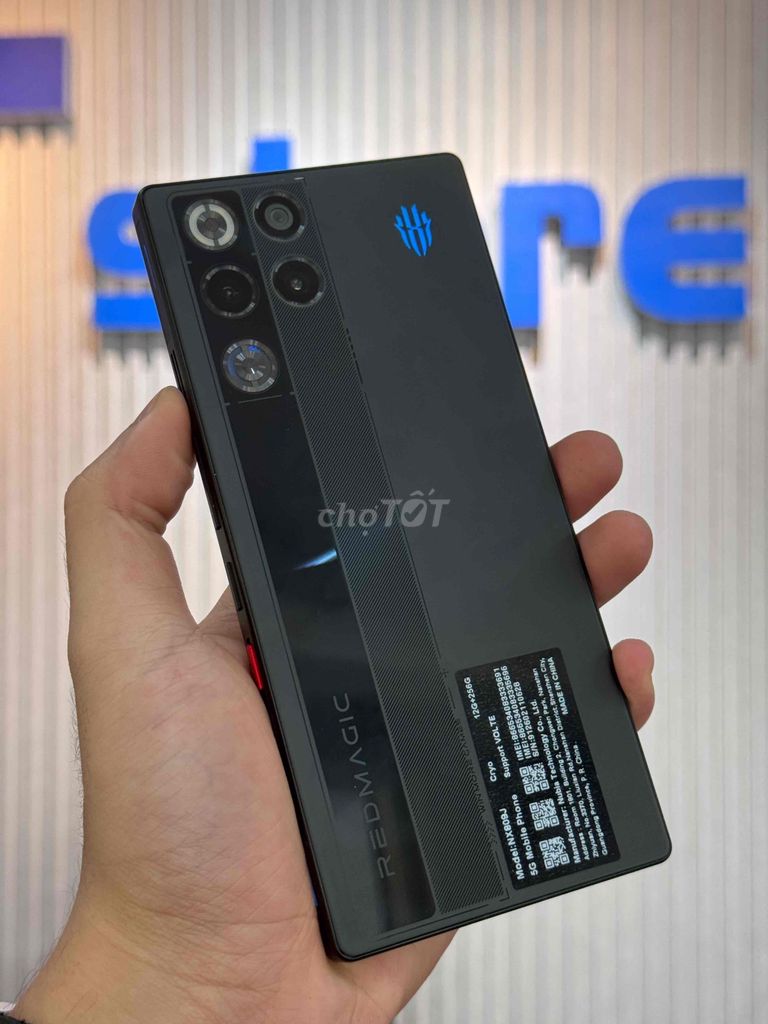 RedMagic 11 Pro 256GB Đen 99%. Mua bán Điện thoại tại Thành phố Buôn Ma Thuột Đắk Lắk được đăng bởi Cửa hàng điện thoại NT Store BMT hình 1