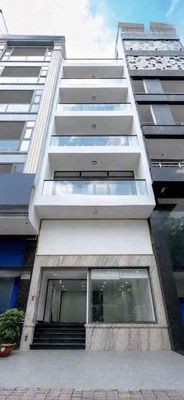 Rent · 9 bd · 130 м² · Quận 10, ул. Đường Lý Thường Kiệt