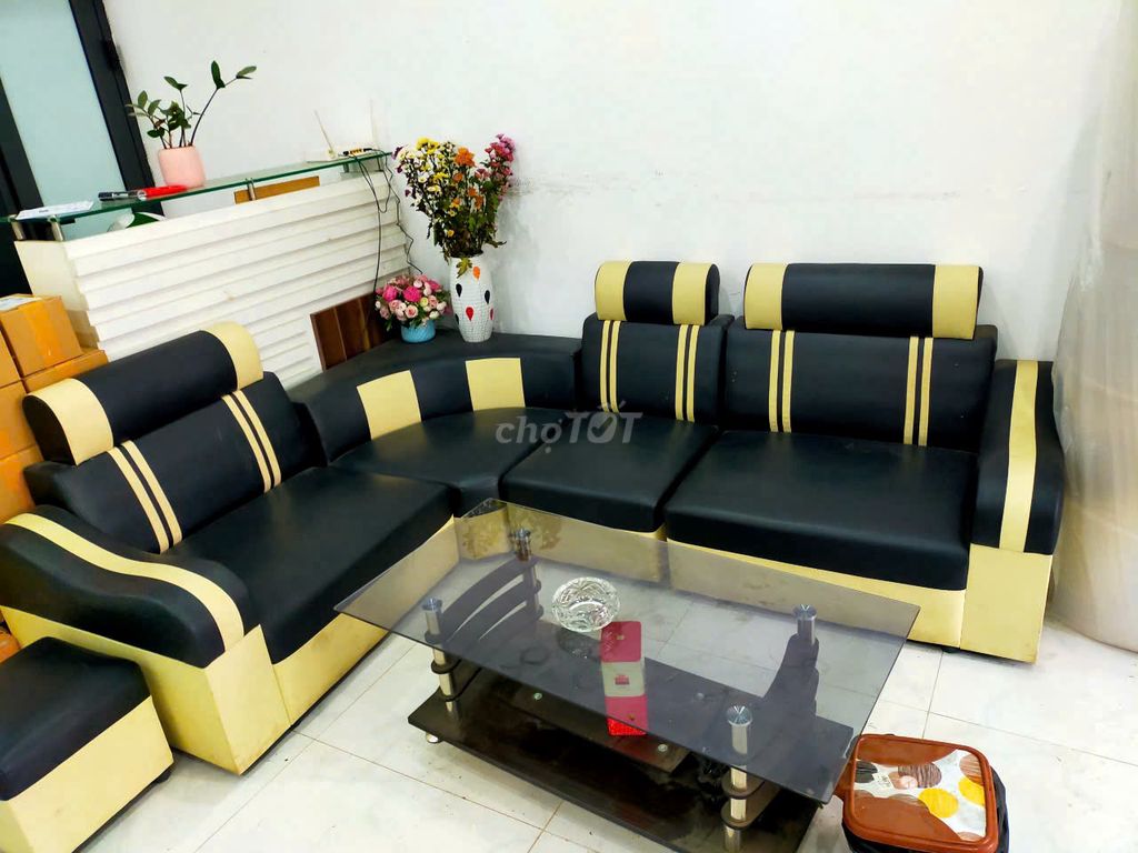 Bán bộ bàn ghế sofa, quầy lễ tân, bàn làm việc