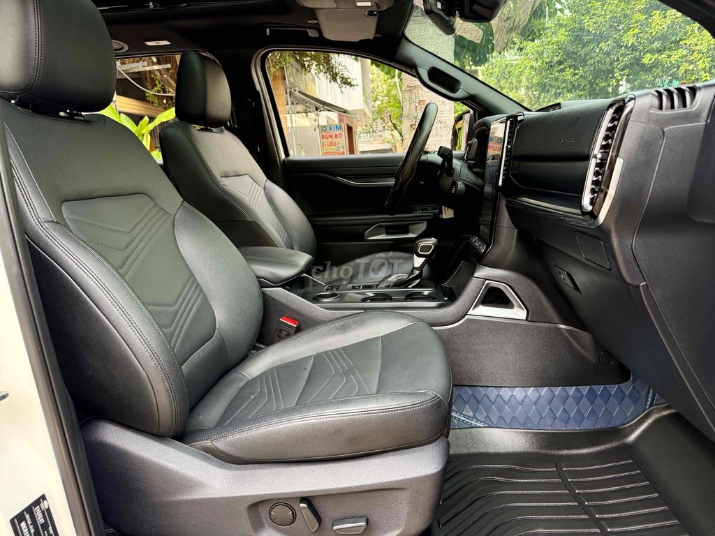 Ford Everest 2024 Titanium 2.0 AT 4x2 - 41000 km. Mua bán Ô tô tại Thành phố Biên Hòa Đồng Nai được đăng bởi Peacemaker hình 10