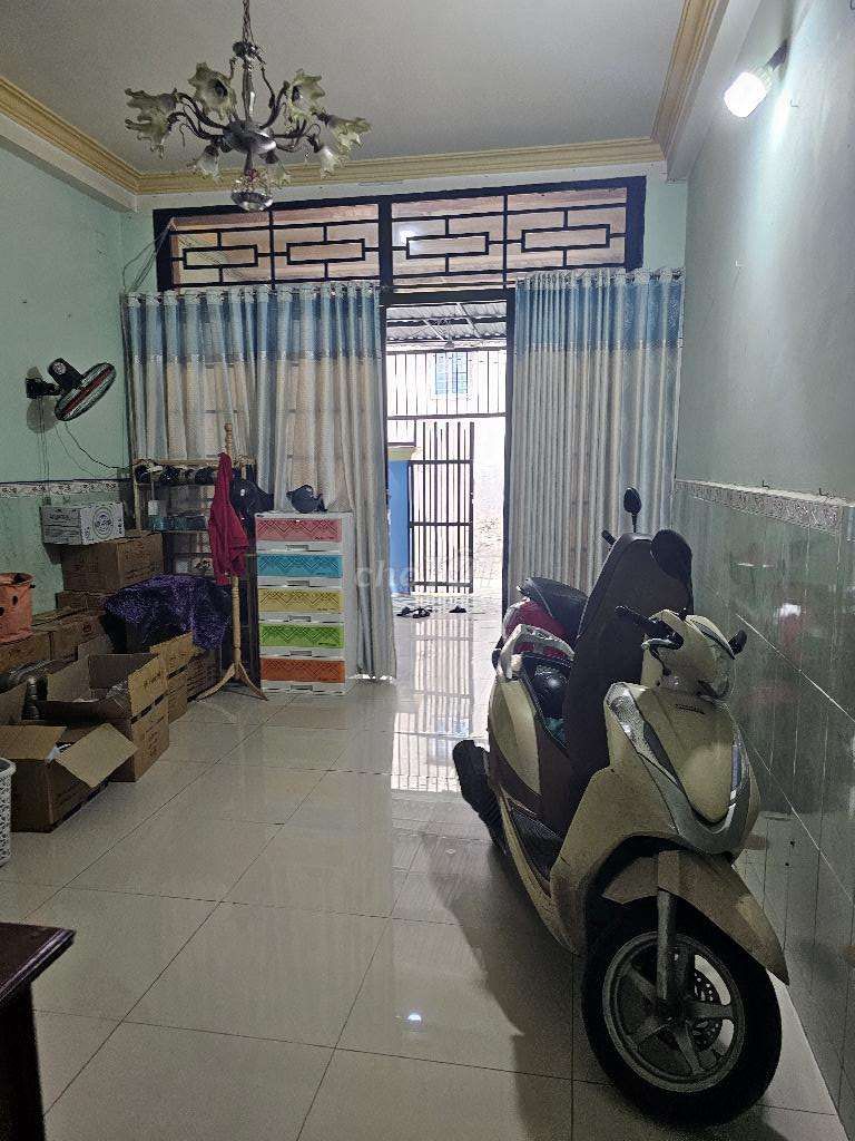 BÁN NHÀ NGAY COOP MART HUỲNH TẤN PHÁT QUẬN 7 - DT 80m2 (4x19) - 3TỶ68