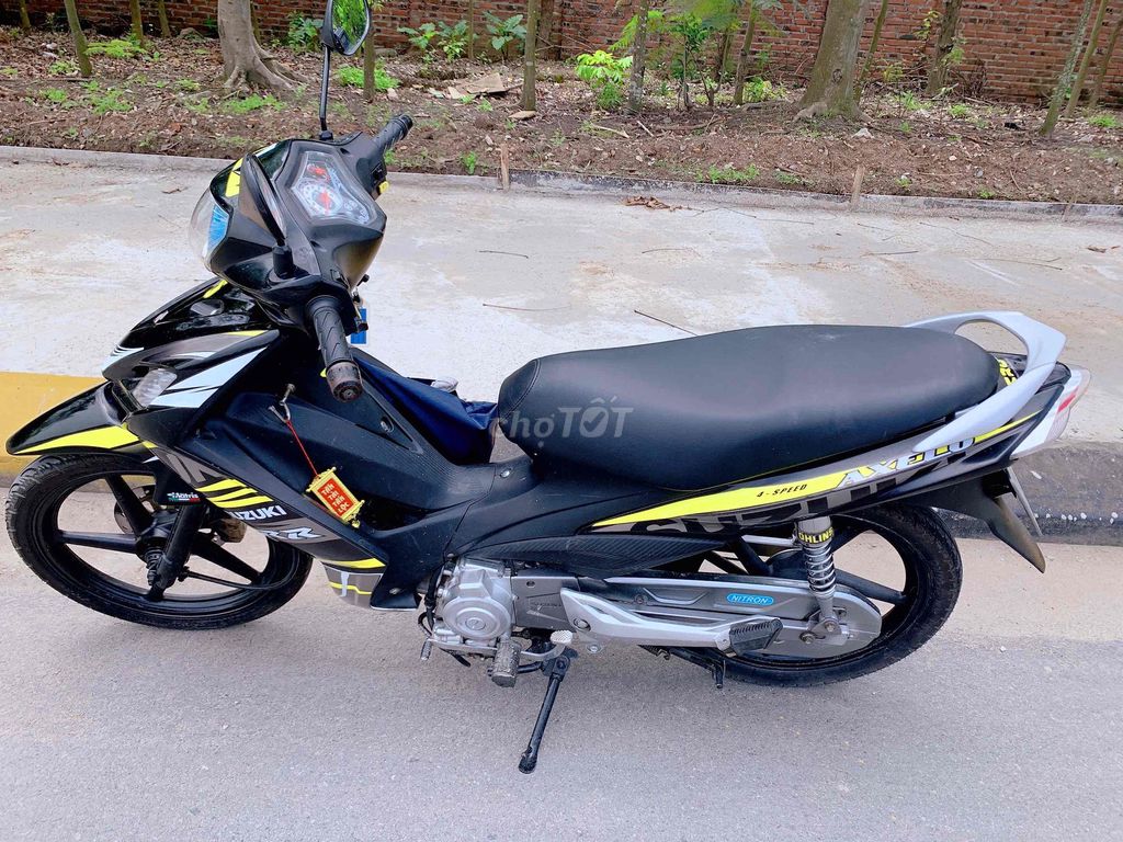 SUZUKI AXELO 125 số tự động. Mua bán Xe máy tại Thị xã Nghi Sơn Thanh Hóa được đăng bởi SAFETY Vlog hình 4