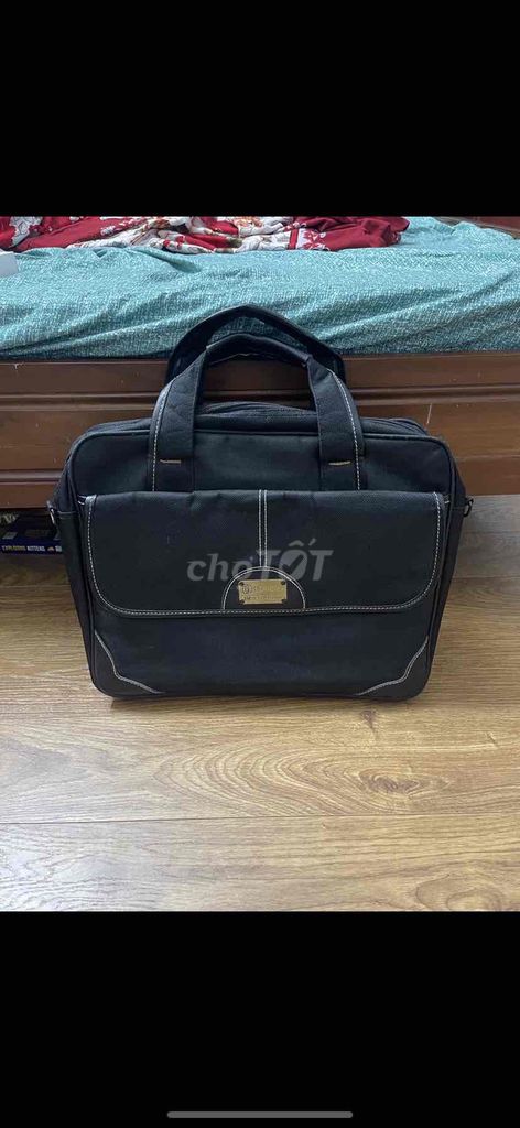 Cặp đựng laptop Hoàng Hà Đen. Mua bán Túi xách tại Quận Hoàng Mai Hà Nội được đăng bởi Lê Việt Hoàng hình 1