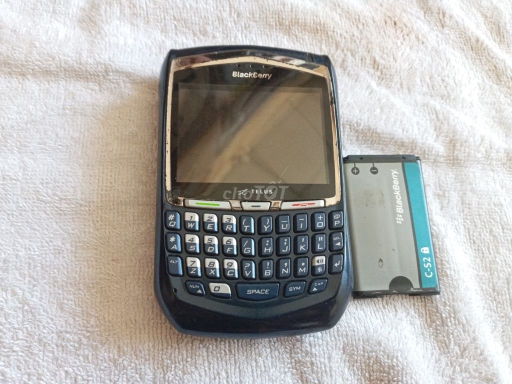 Xác còn sống Blackberry 8700 Chữa Cháy