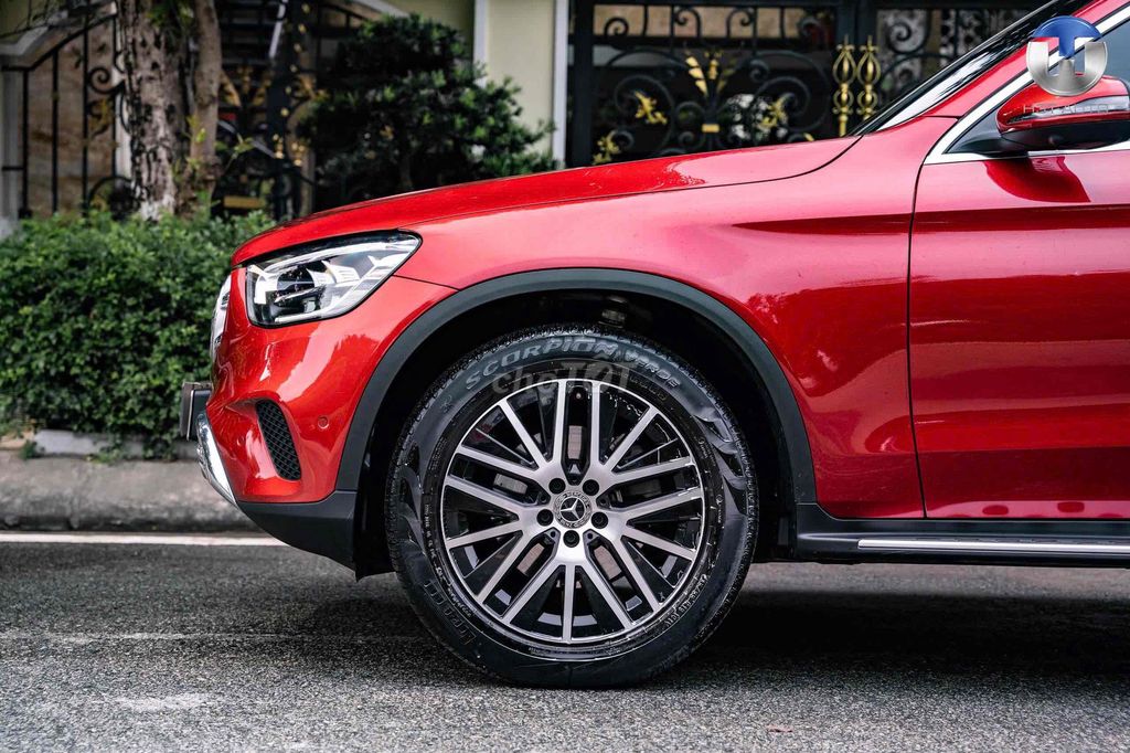 Mercedes-Benz GLC200 4Matic 2022 Đỏ. Mua bán Ô tô tại Quận Long Biên Hà Nội được đăng bởi H3T Auto Việt Nam hình 11