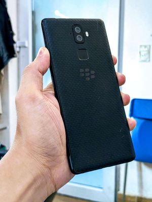 BlackBerry Evolve BBG100-1 (4/64GB) siêu mượt. Mua bán Điện thoại tại Quận Hải Châu Đà Nẵng được đăng bởi Lộc Roy