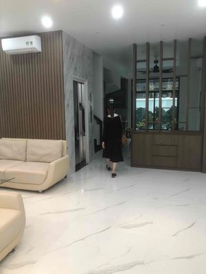Cho thuê nguyên căn liền kề siêu đẹp Vin Marina. Cho thuê nhà ở tại Quận Lê Chân Hải Phòng được đăng bởi LƯƠNG PHƯƠNG LIÊN 