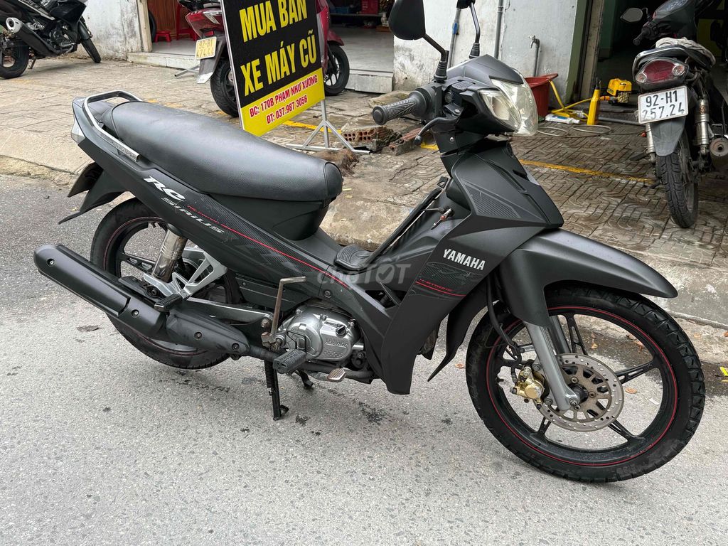 Yamaha Sirius RC черный в оригинале тихий