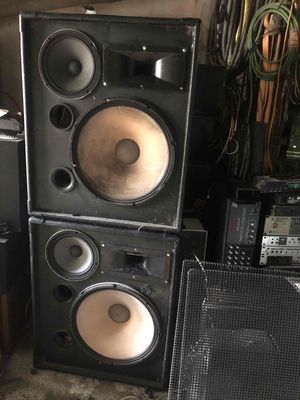 loa jbl 838 bát 50 Mỹ sịn Rin đẹp kêu hay. Mua bán Tivi, Âm thanh tại Quận Hà Đông Hà Nội được đăng bởi kiêm đồ cổ