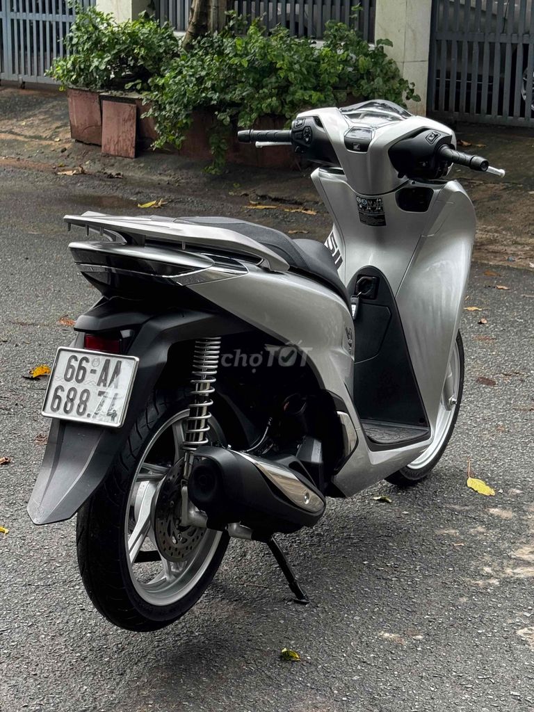 Honda SH 125i 2025 Спецверсия Pocher ПТС в цвет