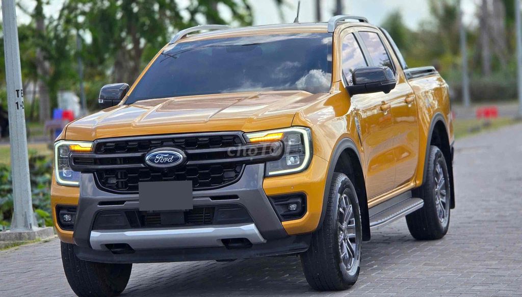 Ford Ranger 2023 Wildtrak lên nhiều phụ kiện