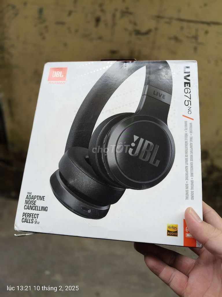 JBL 675 NC live - có chống ồn