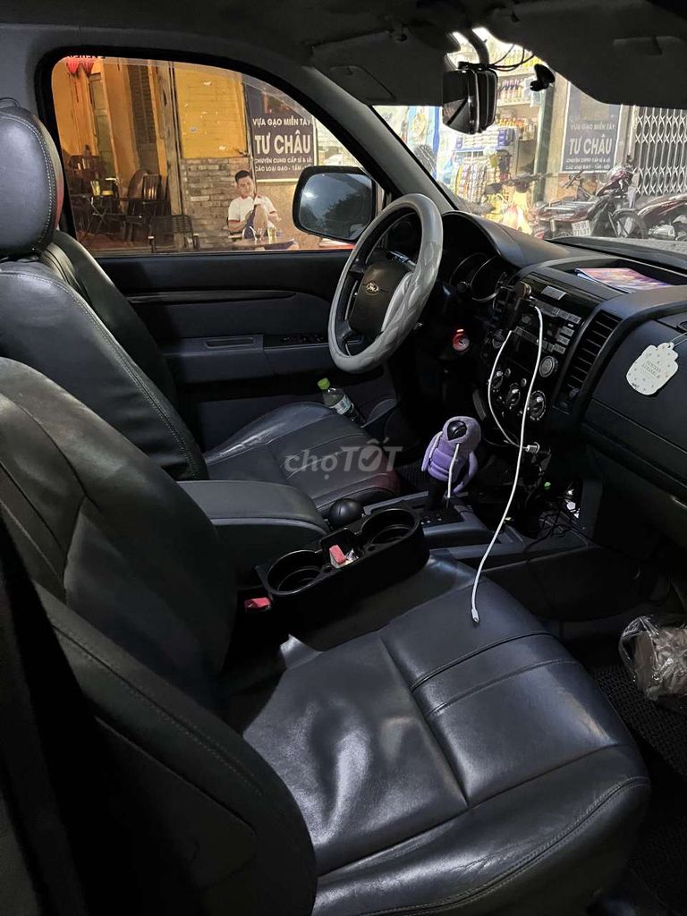 2013 Limited 4x2 - 123000 km. Mua bán Ô tô tại Quận Phú Nhuận Tp Hồ Chí Minh được đăng bởi Thang Tran hình 5