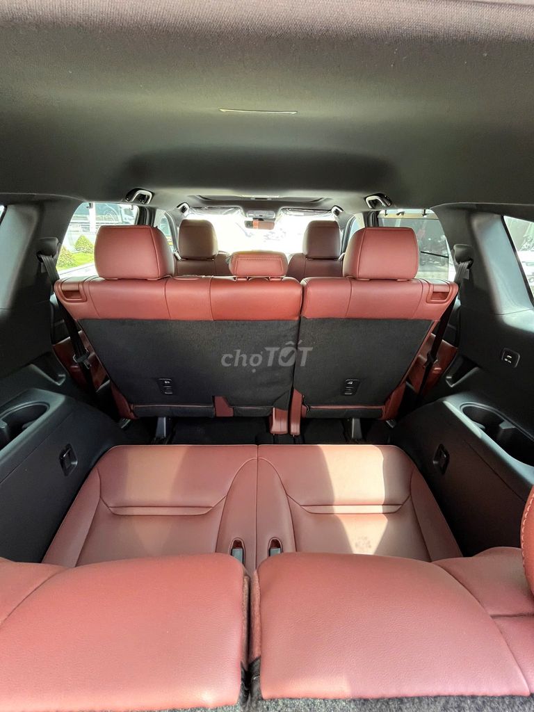 MAZDA CX8 2025 ƯU ĐÃI TỐT XE GIAO NGAY. Mua bán Ô tô tại Quận 7 Tp Hồ Chí Minh được đăng bởi Tú Mada Kia Phú Mỹ Hưng hình 7