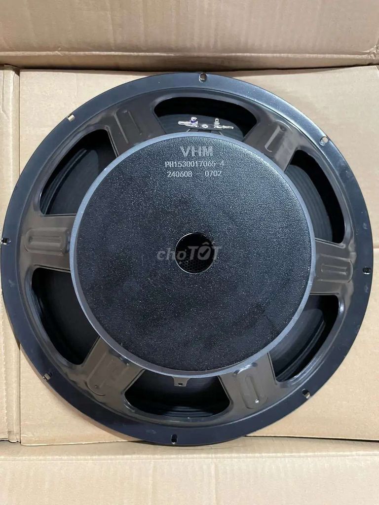 2 loa bass 40 coil 65 từ 170. Mua bán Tivi, Âm thanh tại Thành phố Buôn Ma Thuột Đắk Lắk được đăng bởi Vien Nguyen hình 2