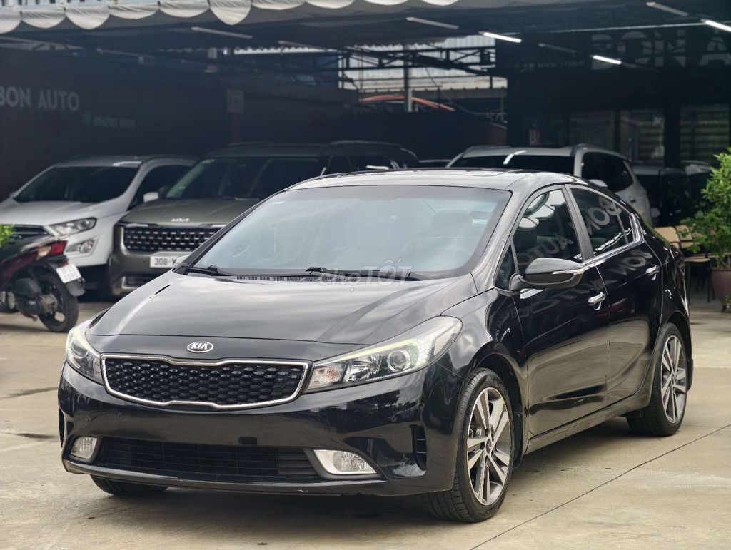 KIA CERATO 2018 1.6 Черный