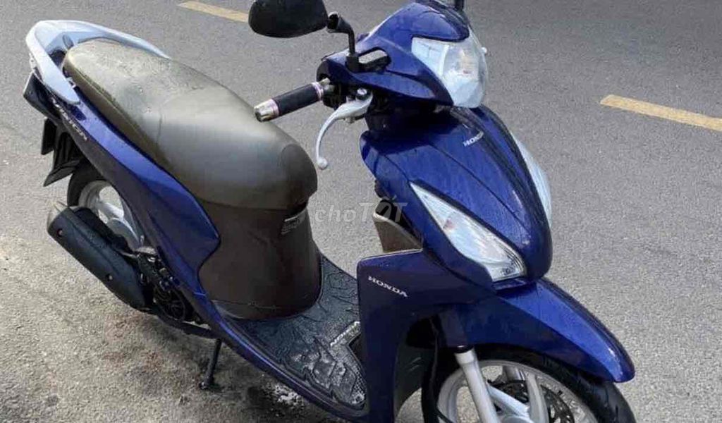 Vision 2016 đẹp keng zing nguyên êm ru,bstp 9chủ. Mua bán Xe máy tại Huyện Bình Chánh Tp Hồ Chí Minh được đăng bởi CH HƠN PHÁT CHUYÊN MUA BÁN XE CŨ MỚI hình 7