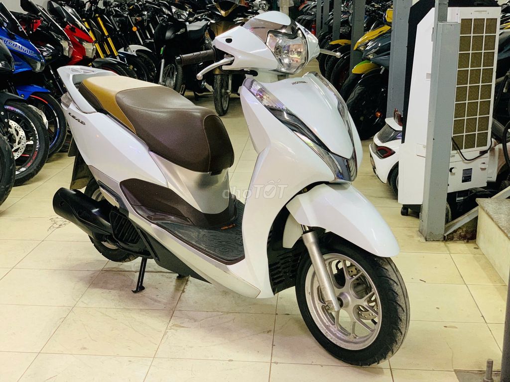 XE MÁY THỊNH PHÁT - LEAD 125 TRẮNG BIỂN HÀ NỘI. Mua bán Xe máy tại Quận Bắc Từ Liêm Hà Nội được đăng bởi XE MÁY THỊNH PHÁT XE LƯỚT GIÁ RẺ hình 1