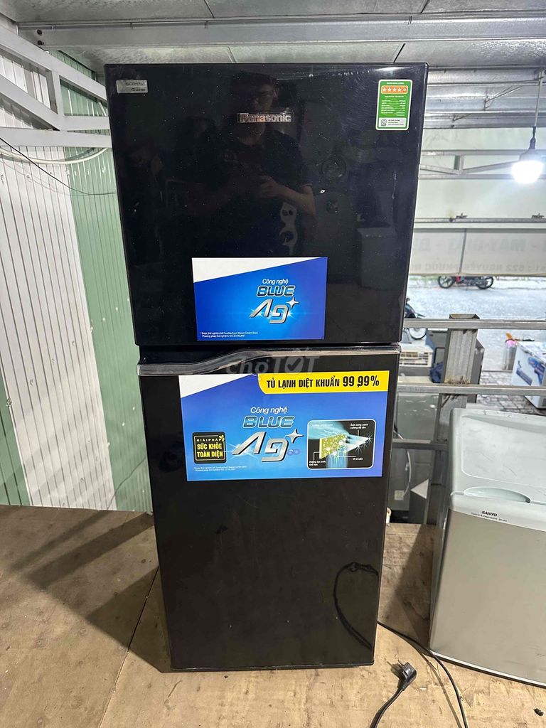 Tủ lạnh Panasonic Inverter 188L Đen. Mua bán Tủ lạnh tại Quận Hải Châu Đà Nẵng được đăng bởi Duy bảo hình 1