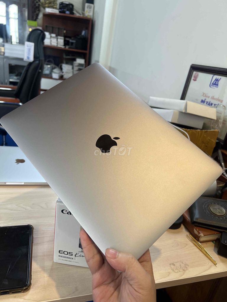 Apple Macbook Pro 2019 i7 13 inch 16GB/256GB. Mua bán Laptop tại Quận Cầu Giấy Hà Nội được đăng bởi Đỗ Kỷ hình 1