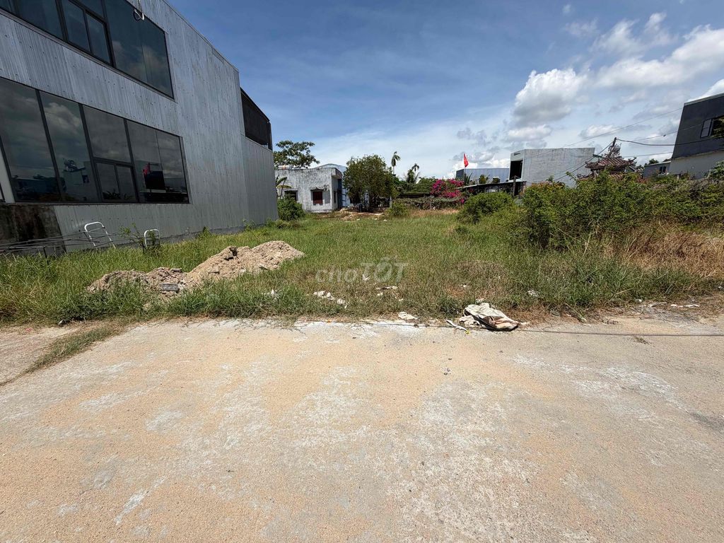 Đất gần kcn Điện Ngọc, 100m2. Đường oto