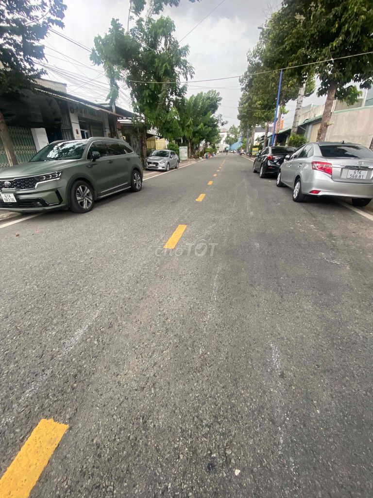 Bán đất hoà phú khu dân cư ngay chợ và UBND tp mới bình dương