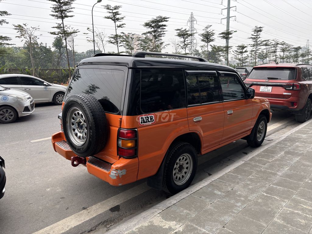 Mitsubishi Pajero 2004 xe chất. Mua bán Ô tô tại Quận Bắc Từ Liêm Hà Nội được đăng bởi Hoang Long hình 4