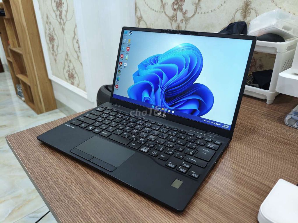 Fujitsu U9312. Mua bán Laptop tại Huyện An Lão Hải Phòng được đăng bởi Sora hình 1