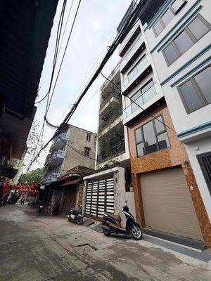 Bán Nhà Đằng Sau Aeon Long Biên, Đường Ô tô tránh kinh doanh, Khu dân