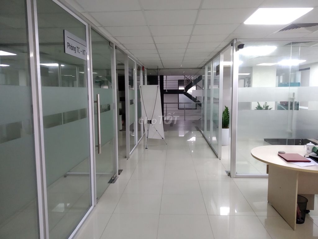 Cho thuê văn phòng phố Nam Đồng,dtsd 110m2,thông sàn